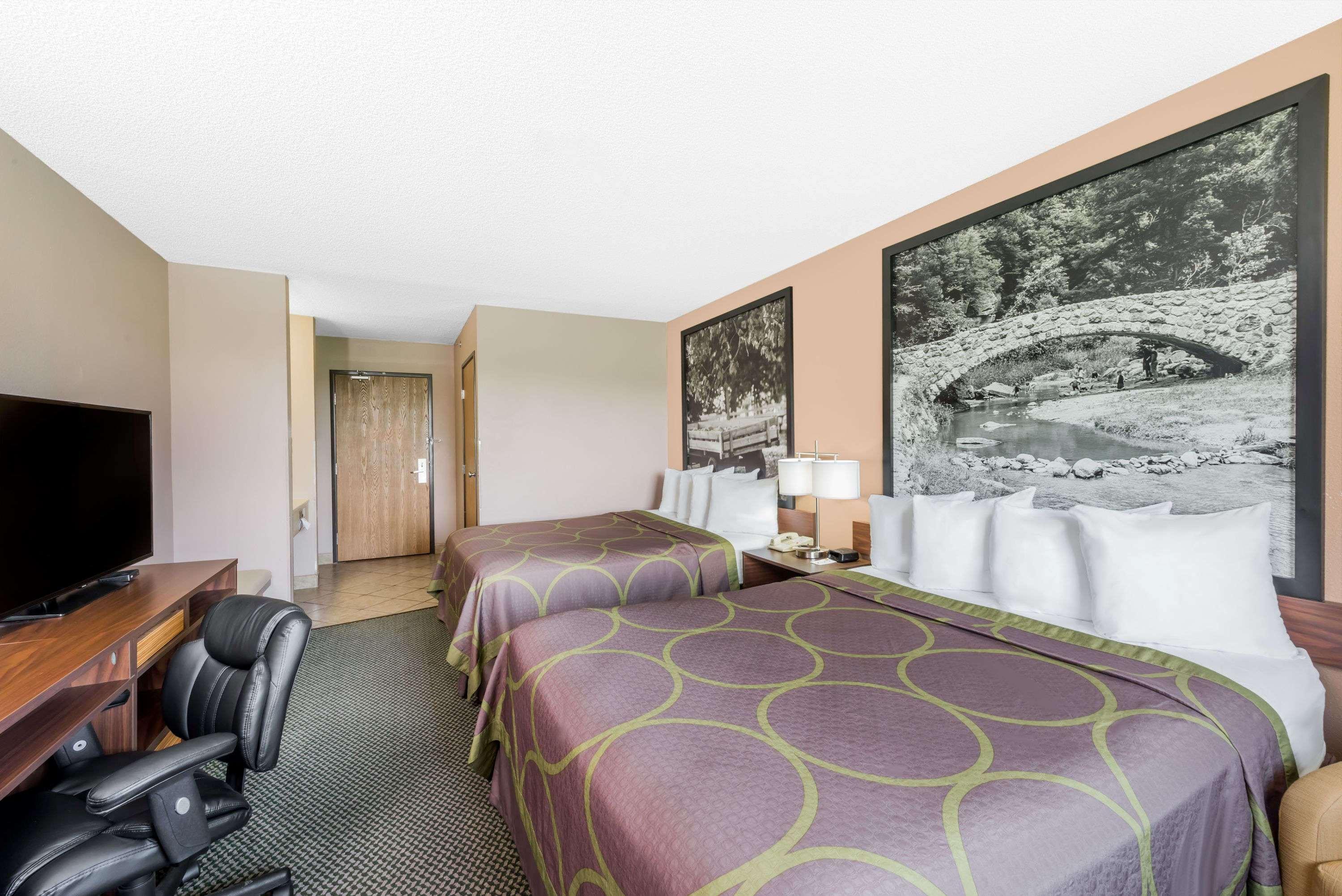 Hotel Super 8 By Wyndham Winfield-Quail Ridge Area Exterior foto