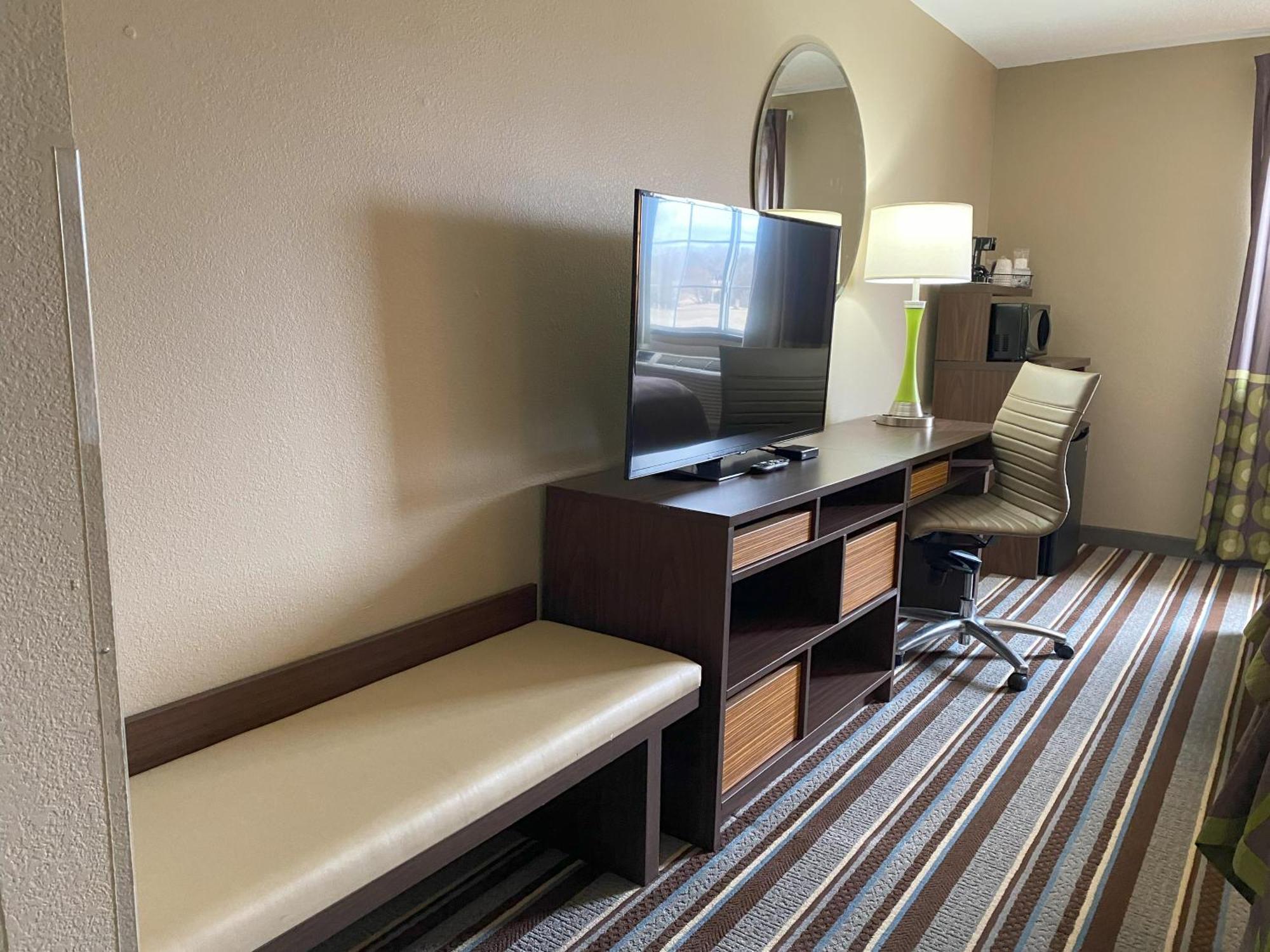 Hotel Super 8 By Wyndham Winfield-Quail Ridge Area Exterior foto