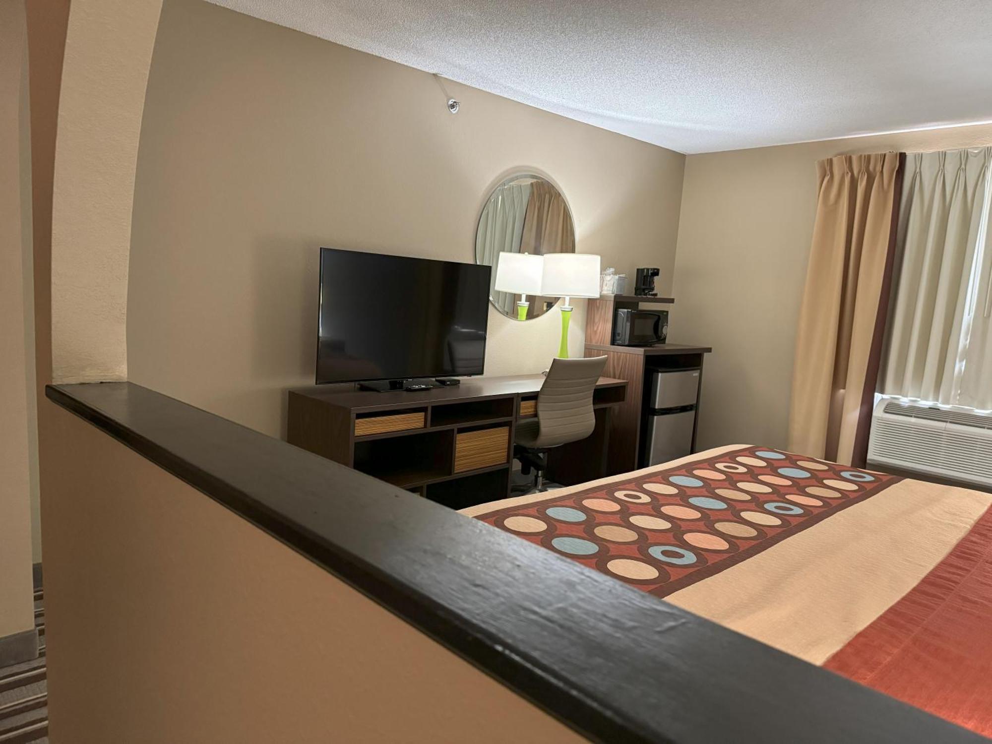 Hotel Super 8 By Wyndham Winfield-Quail Ridge Area Exterior foto